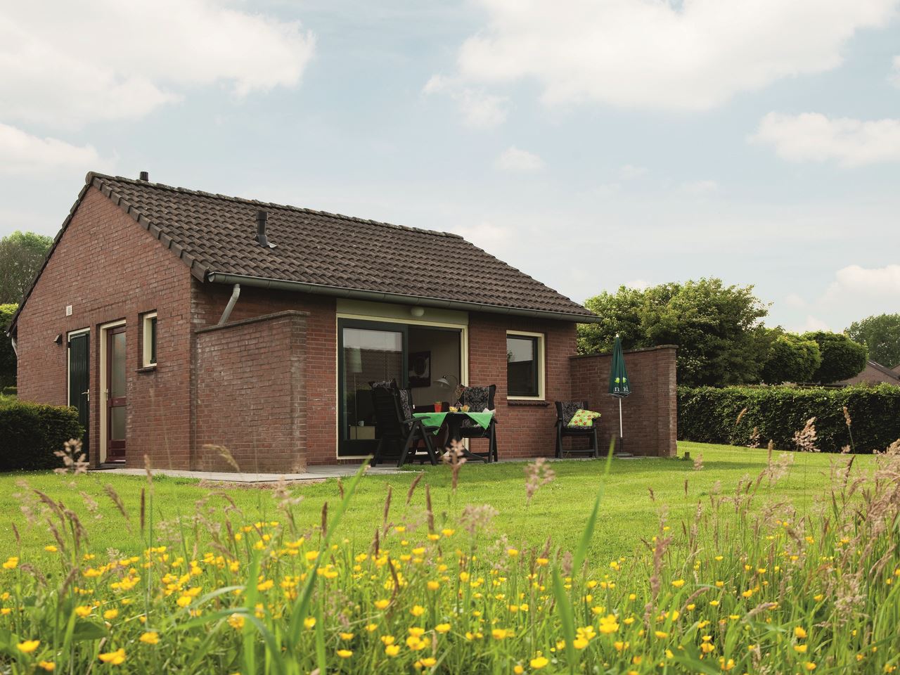 4-person bungalow 2B on Landal Reevallis