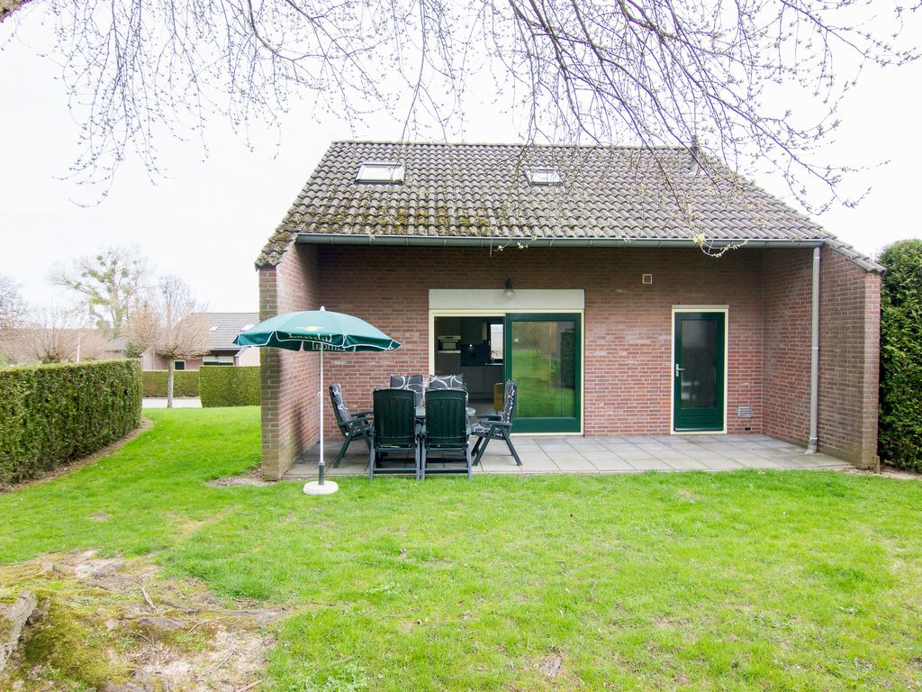 6-persoons bungalow in Vijlen - Limburg, Nederland foto 8267565